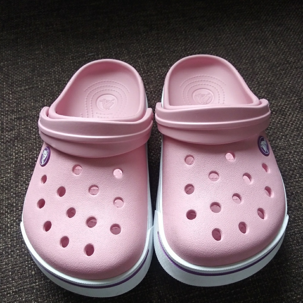 Pink Crocs Size 1 Little Girls